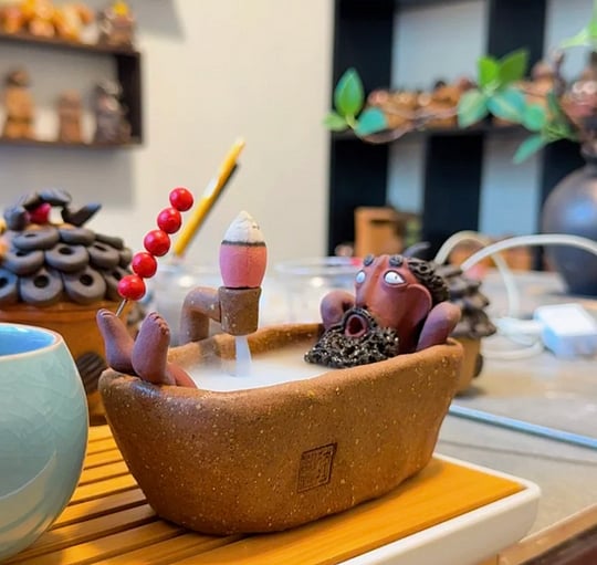🔥 🎁Handmade Bath Guy Ceramic Incense Holder